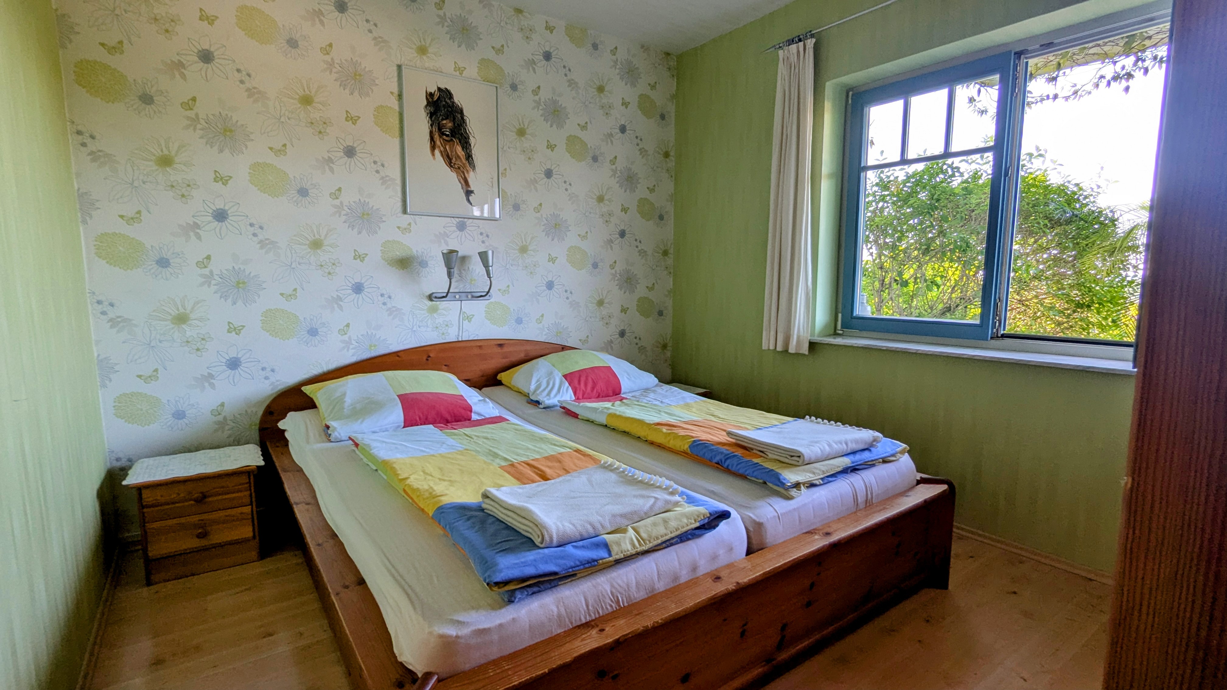 Schlafzimmer1